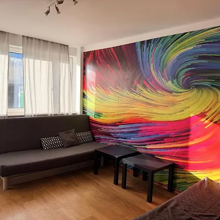 Ohmyhome Zlota Colors Apartmán