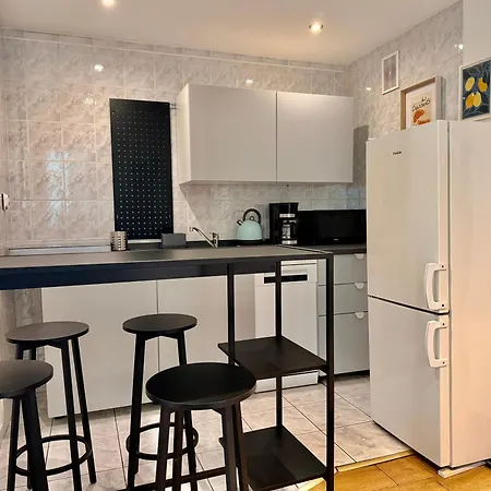 Ohmyhome Zlota Lejlighed Warszawa